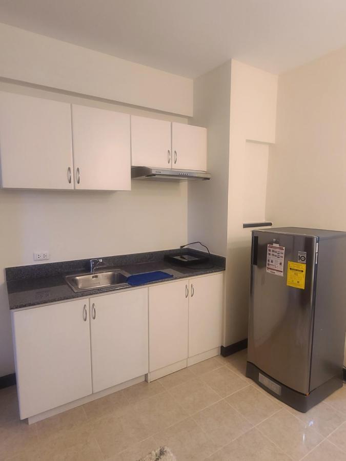 Magallanes Condo Free Airport Pick Up For 3 Nights Stay Or More Davao City Exterior foto